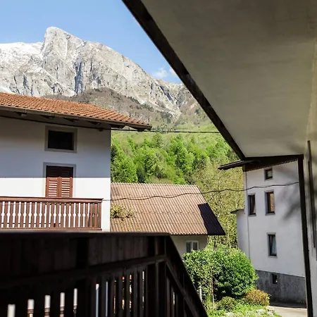 Vakantiehuis Apartma Gaia With Mountain View Kobarid
