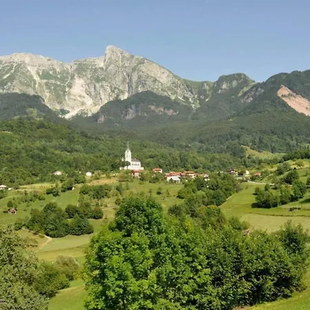 Apartma Gaia With Mountain View Vakantiehuis Kobarid