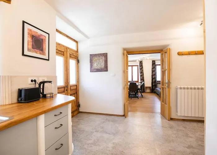 Apartma Gaia With Mountain View Vakantiehuis *