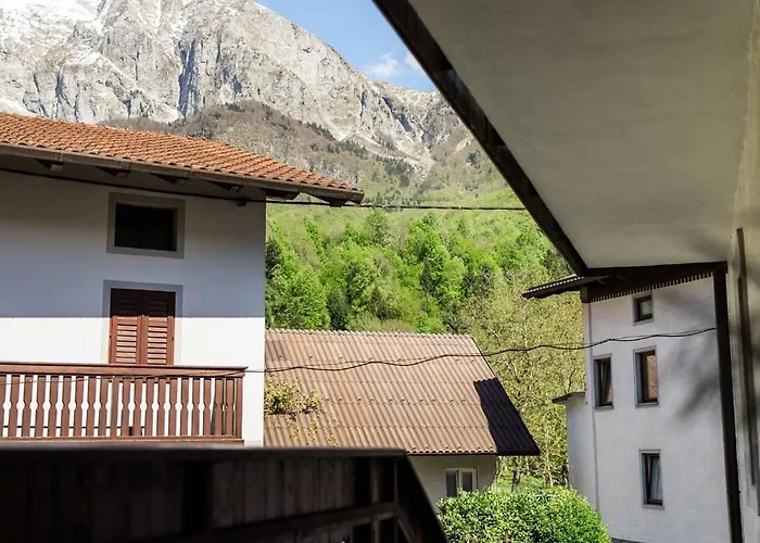 Vakantiehuis Apartma Gaia With Mountain View Kobarid