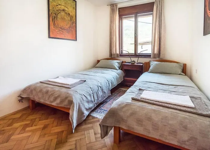 Apartma Gaia With Mountain View Vakantiehuis *