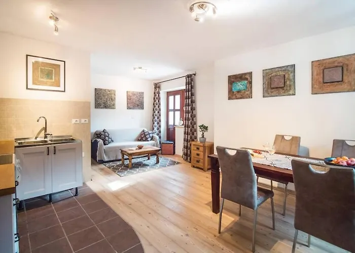 Apartma Gaia With Mountain View * 코바리드